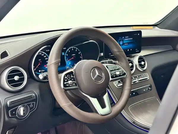 Mercedes-Benz GLC 2022