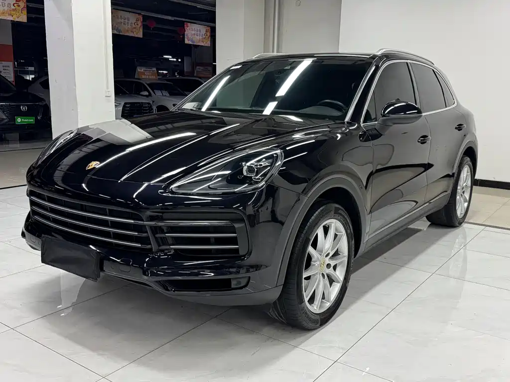 Porsche Cayenne 2018 — фото 1