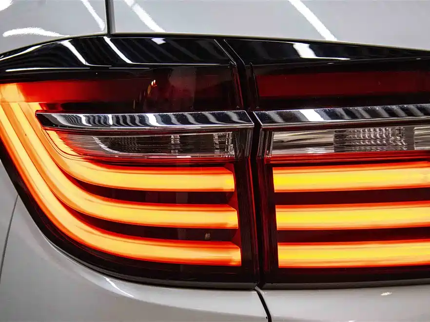 Honda Elysion 2016 — фото 12