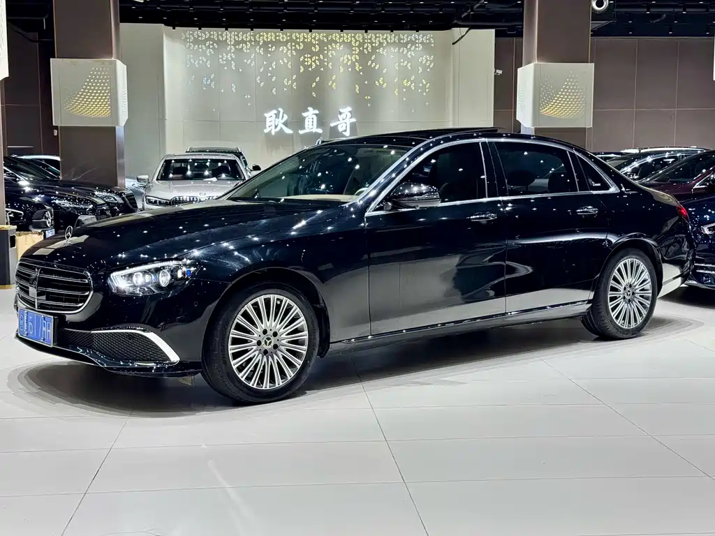 Mercedes-Benz E-Class 2021