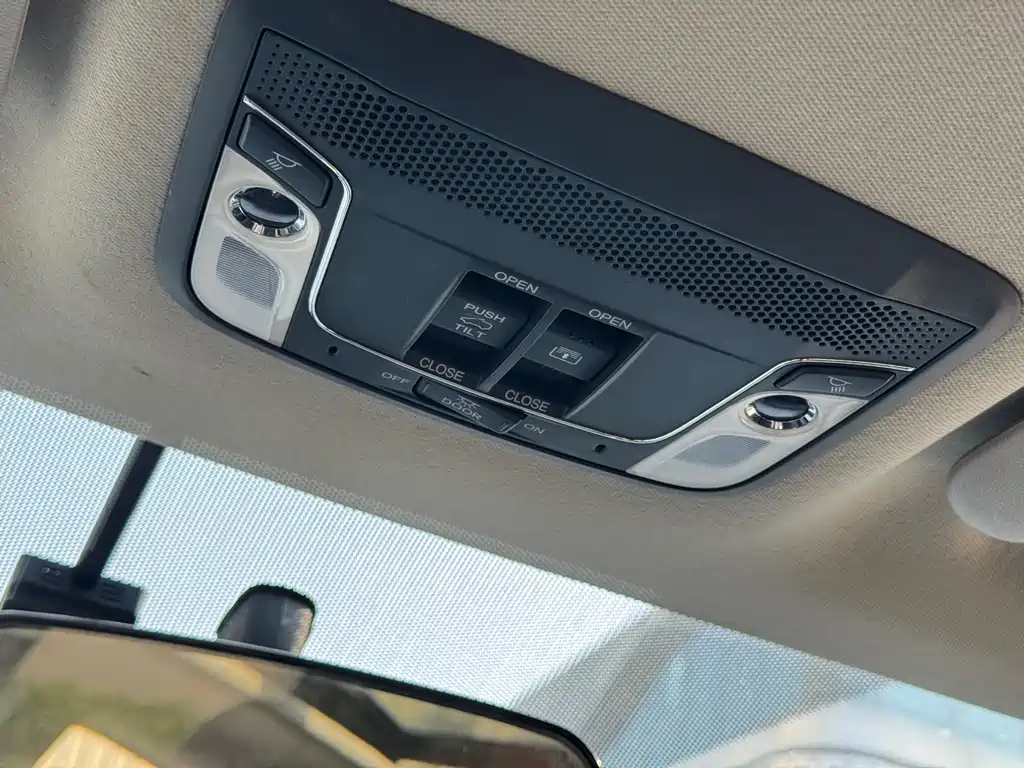 Honda Vezel 2021 — фото 17