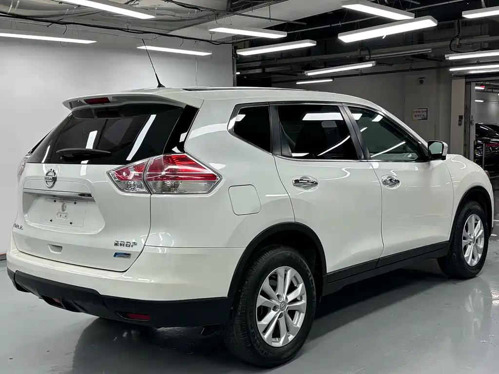 Nissan X-Trail 2014