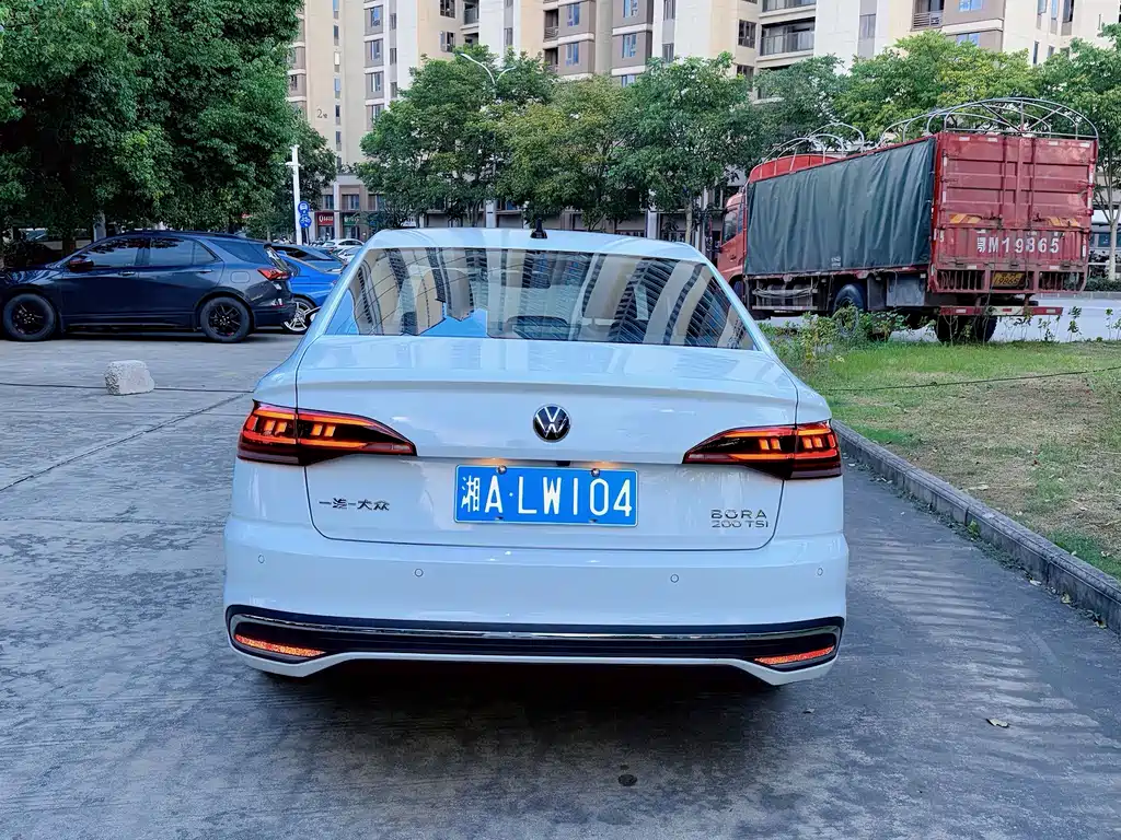 Volkswagen Bora 2024