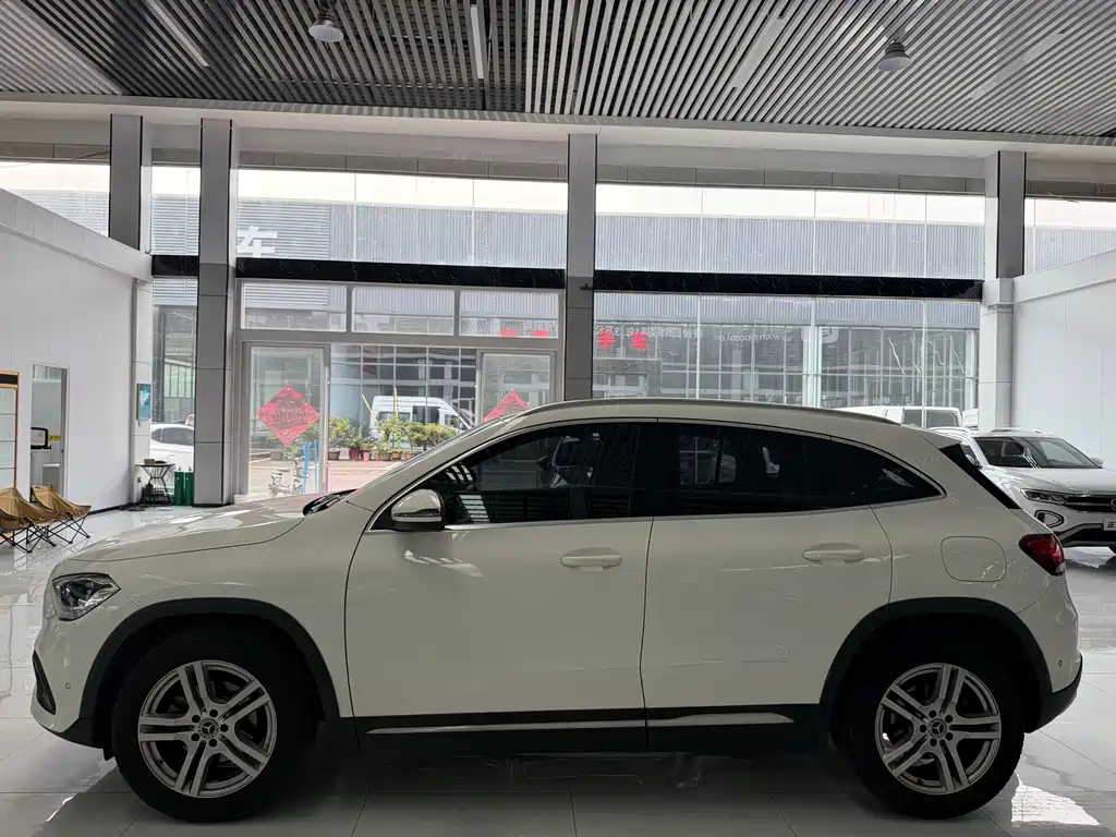 Mercedes-Benz GLA 2021 — фото 3