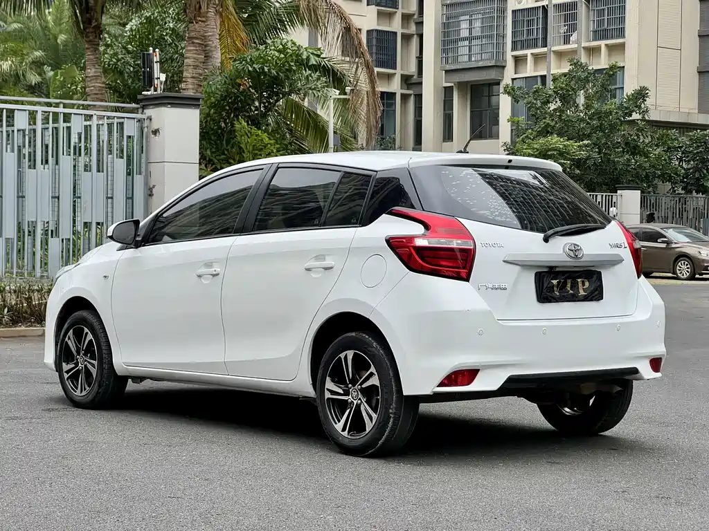 Toyota Yaris L 2020