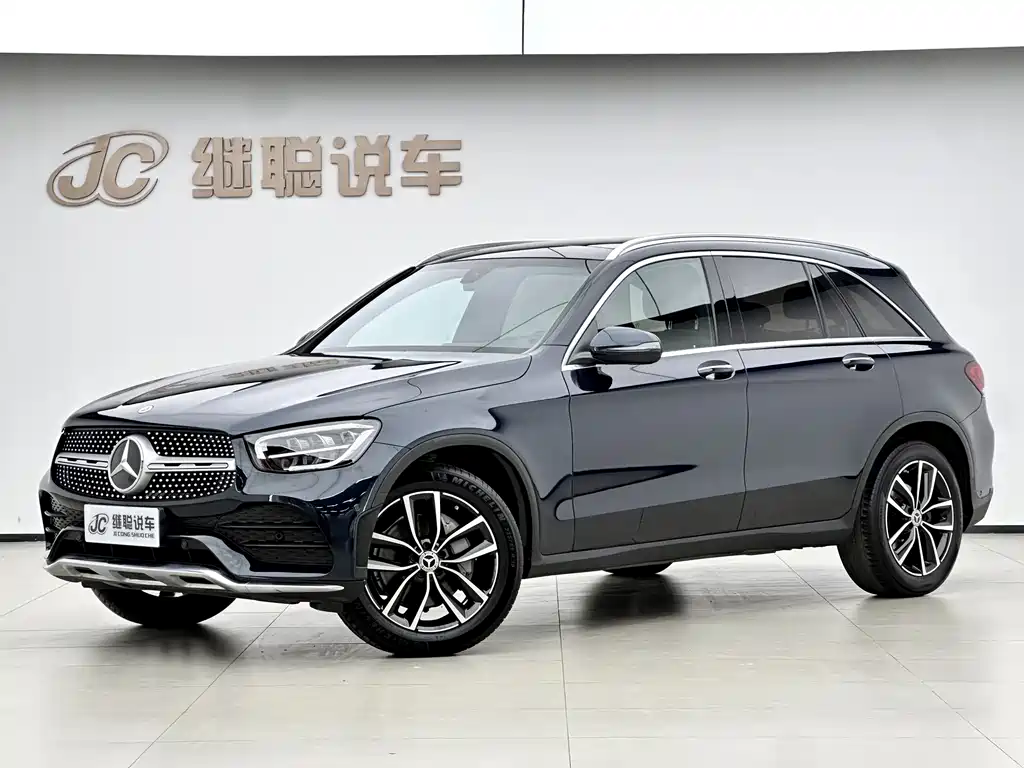 Mercedes-Benz GLC 2022 — фото 1