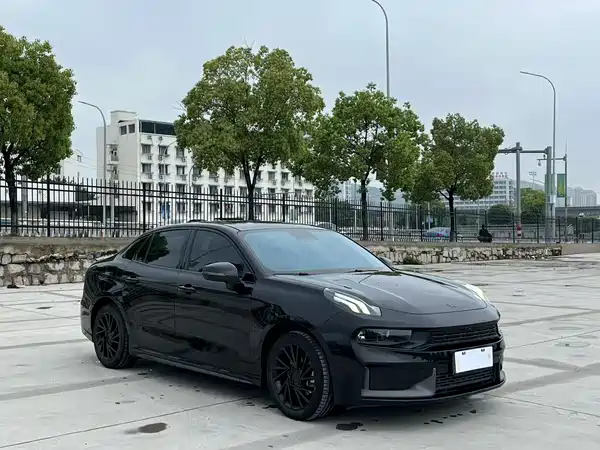 Lynk & Co 03 2021