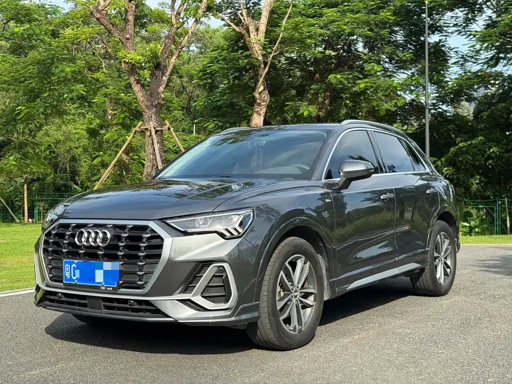 Audi Q3 2021