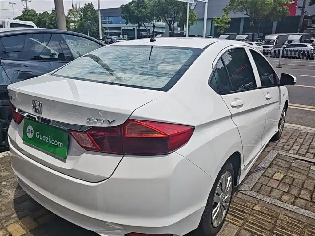 Honda City 2018 — фото 7