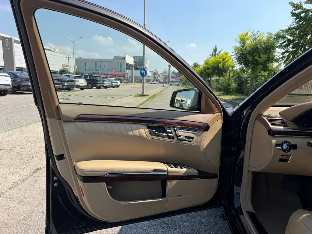Mercedes-Benz S-Class 2010 — фото 10