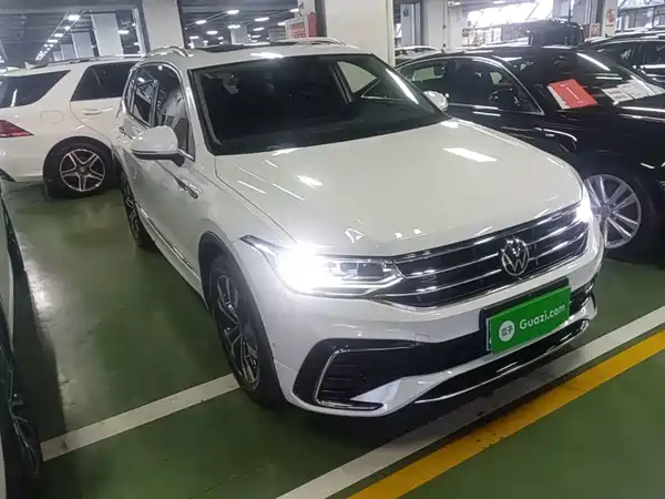 Volkswagen Tiguan L 2022