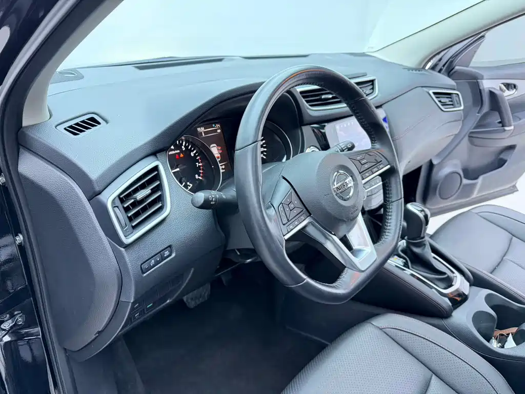 Nissan Qashqai 2023 — фото 8