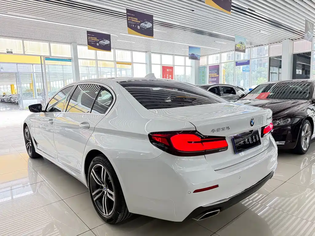 BMW 5 Series 2022
