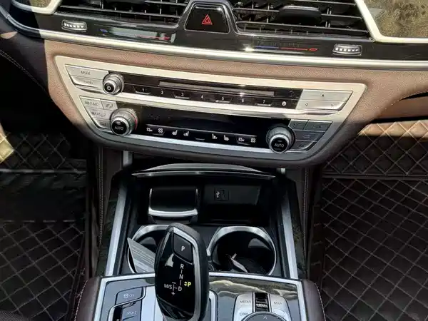 BMW 7 Series 2018