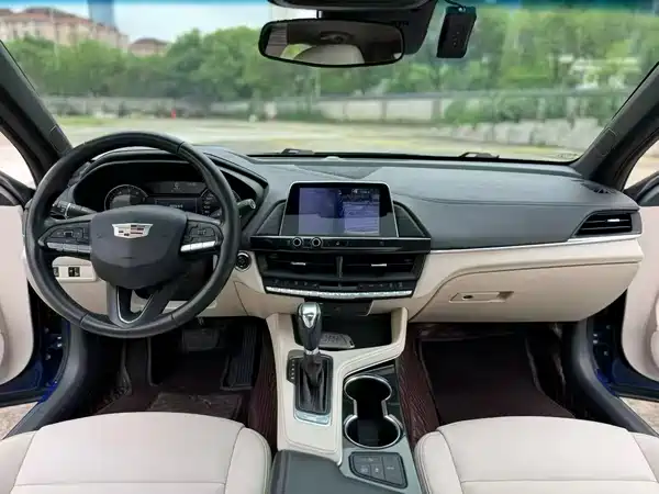 Cadillac CT4 2020