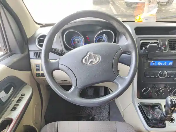 Changan Ruixing M70 2018