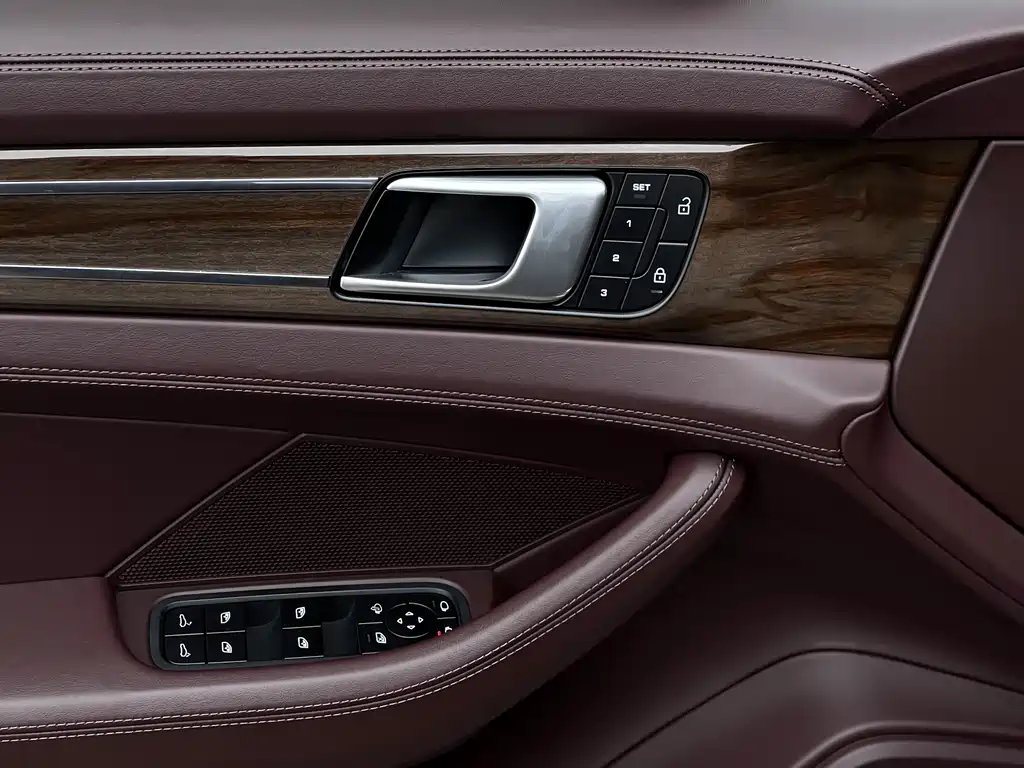 Porsche Panamera 2022 — фото 10