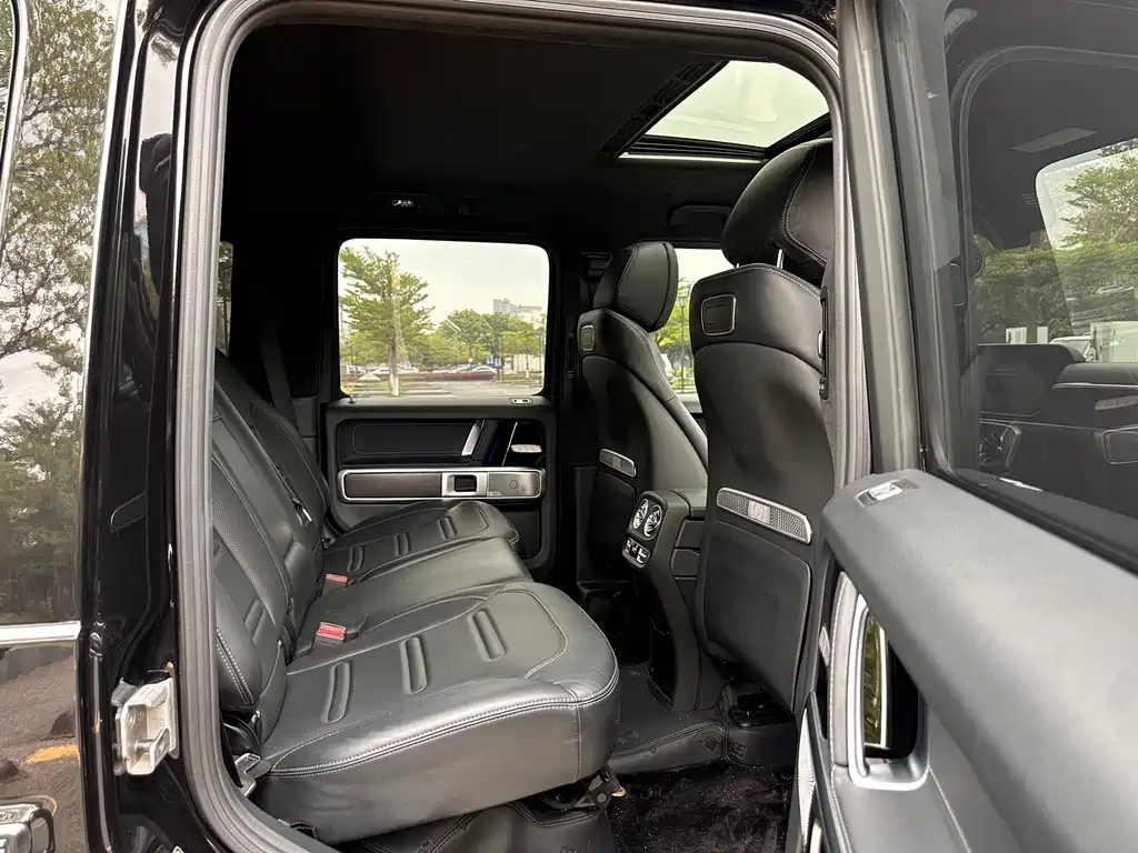 Mercedes-Benz G-Class 2022 — фото 14