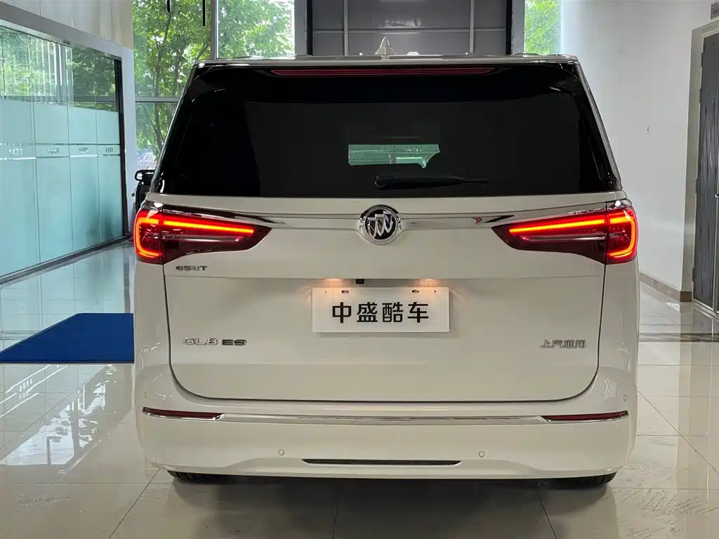 Buick GL8 2022