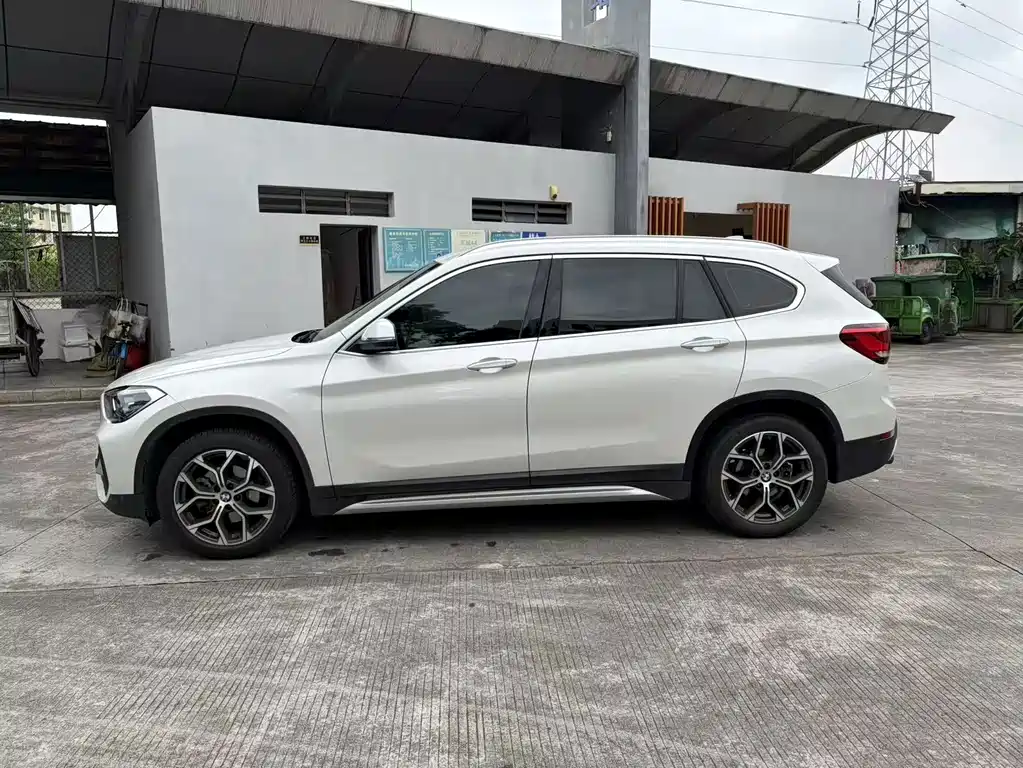 BMW X1 2020 — фото 8