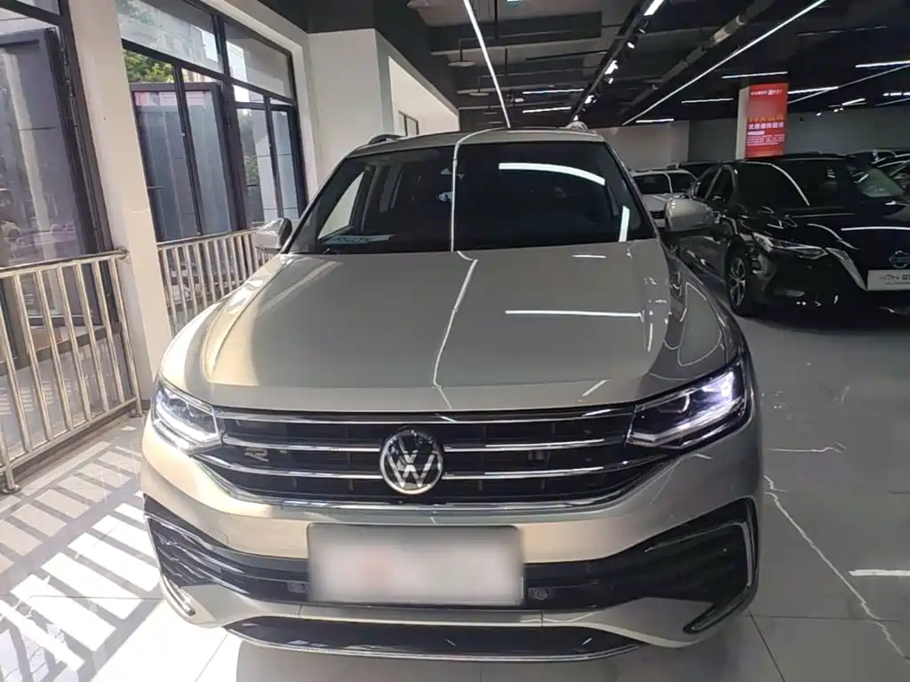 Volkswagen Tiguan L 2022