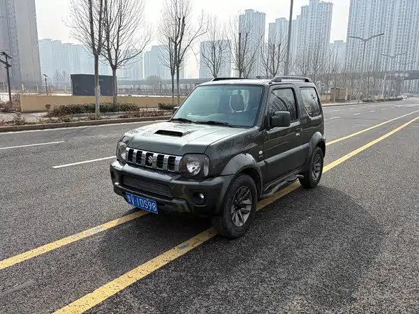 Suzuki Jimny 2015