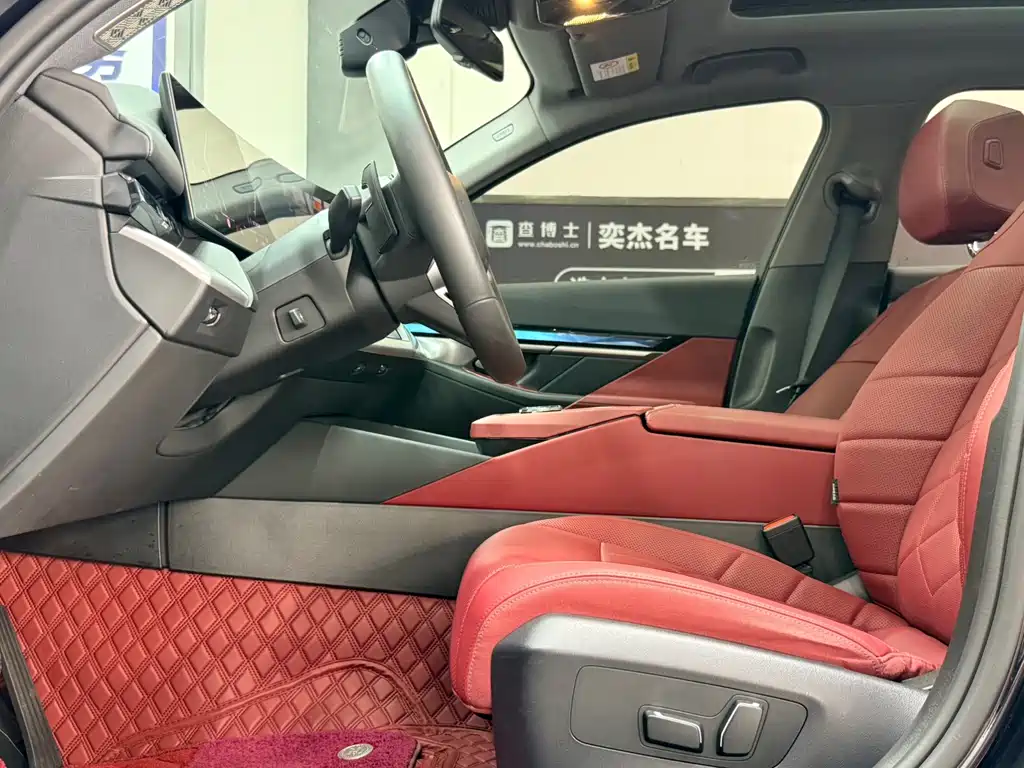BMW 5 Series 2025