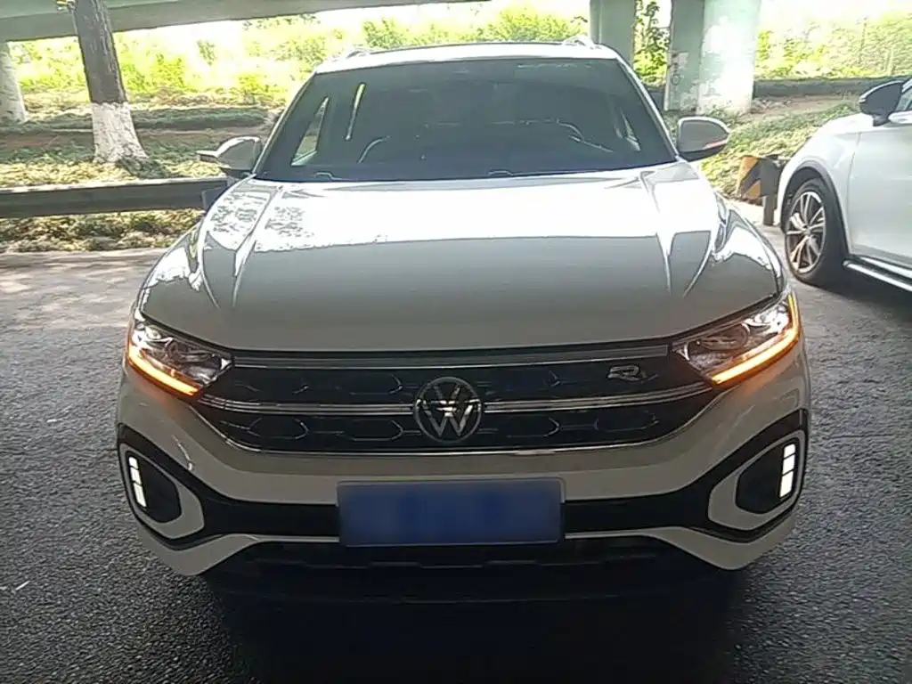 Volkswagen T-Roc 2023