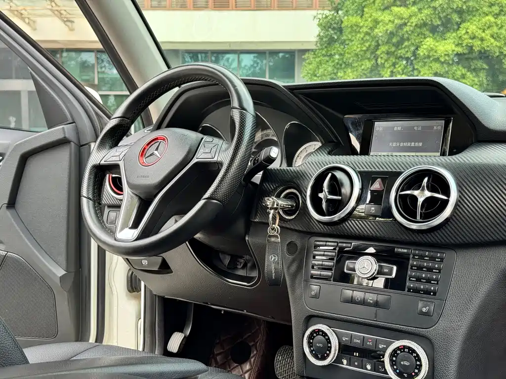 Mercedes-Benz GLK-Class 2014 — фото 15