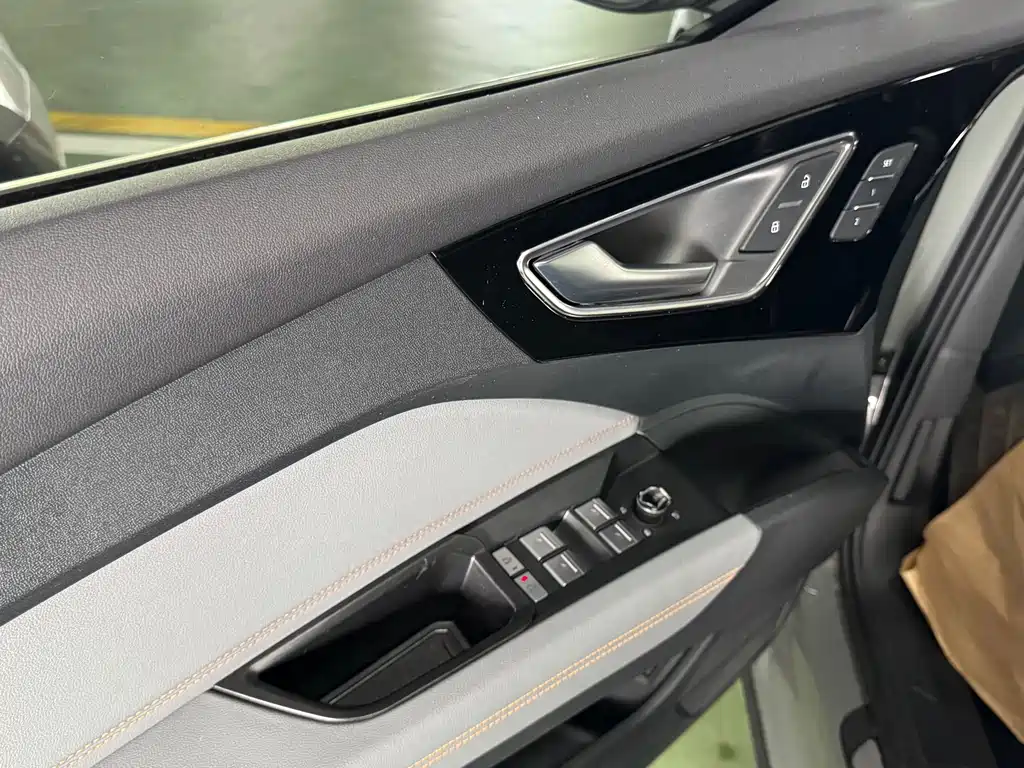 Audi Q4 e-tron 2023