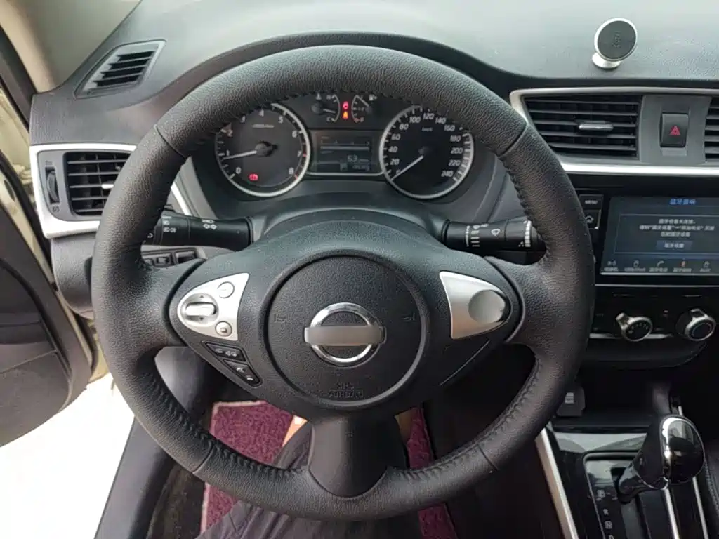 Nissan Sylphy 2018 — фото 11