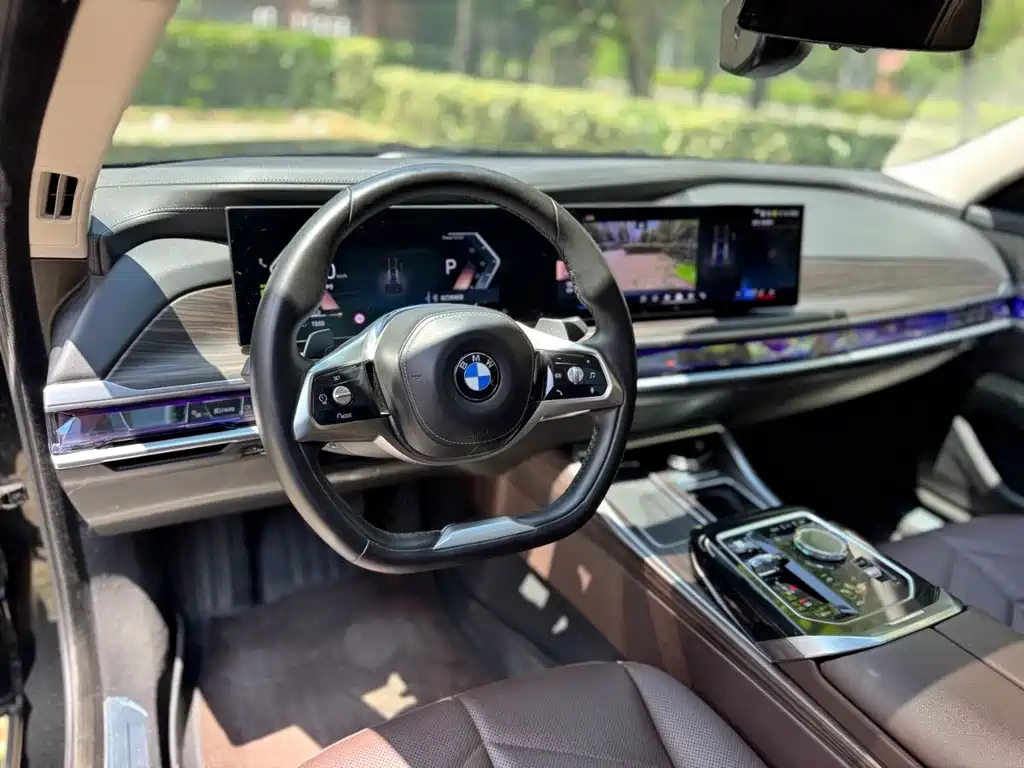 BMW 7 Series 2024 — фото 17