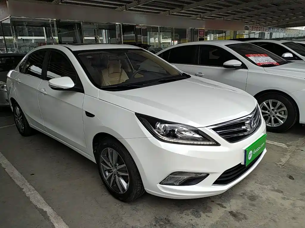 Changan Eado 2016 — фото 4