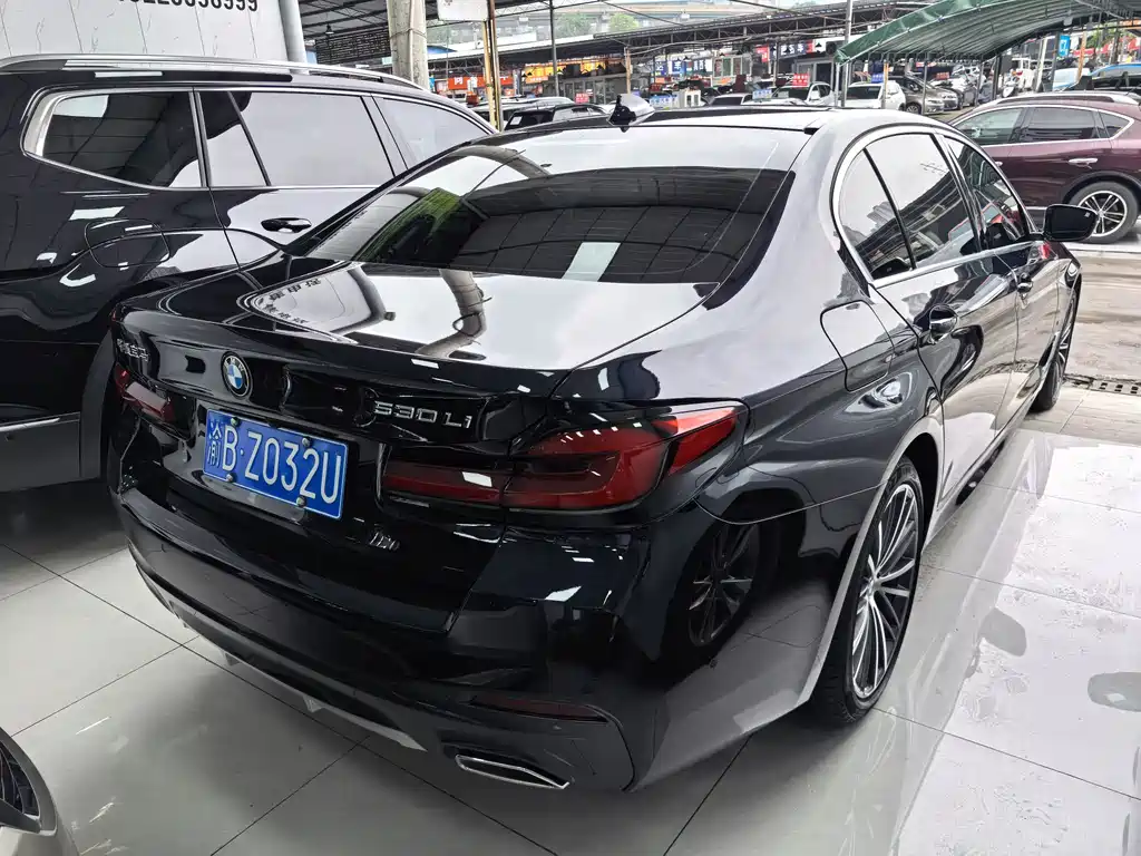 BMW 5 Series 2023