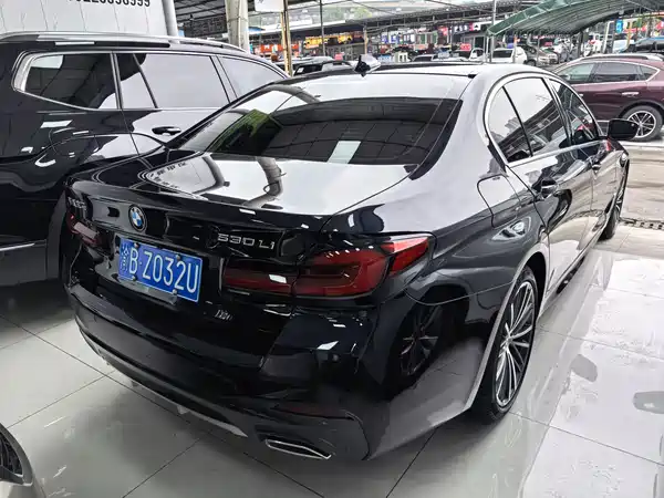 BMW 5 Series 2023