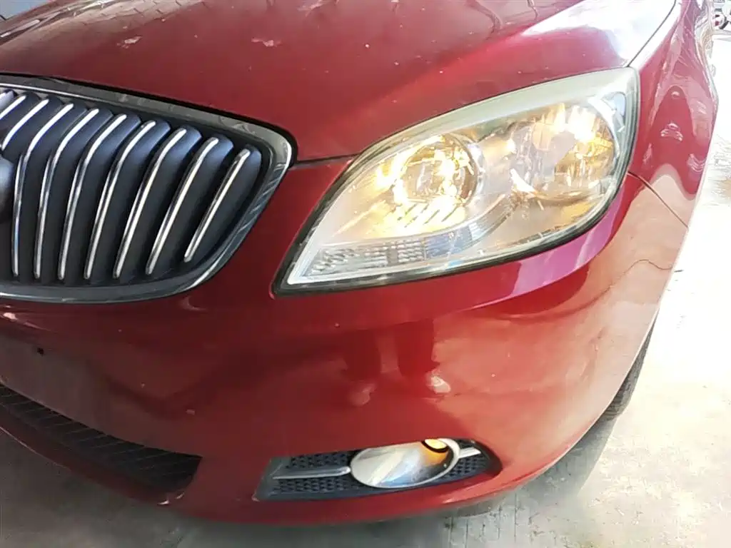 Buick Excelle 2015 — фото 24