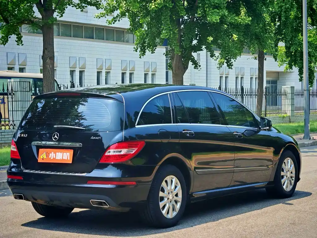 Mercedes-Benz R-Class 2013 — фото 32