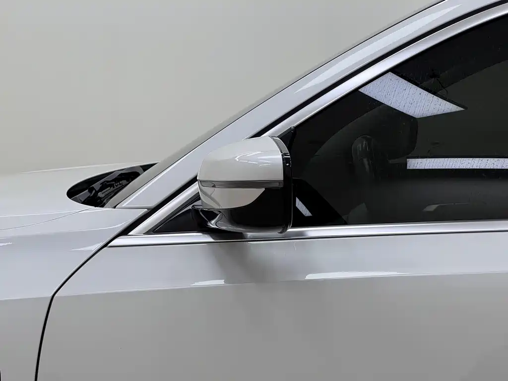 BMW i3 2023 — фото 10