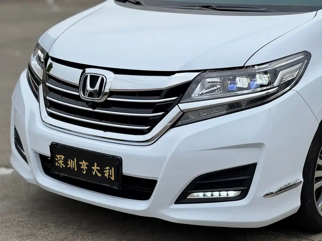 Honda Elysion 2019 — фото 5
