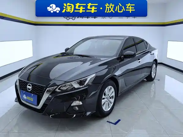 Nissan Teana 2021