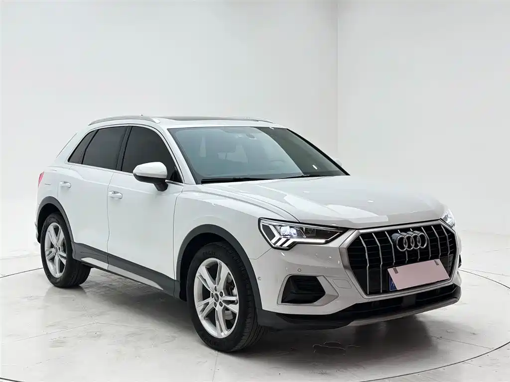 Audi Q3 2022 — фото 3