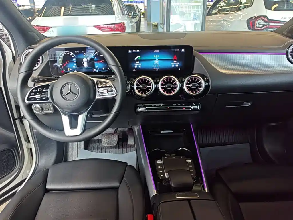 Mercedes-Benz GLA 2023 — фото 10