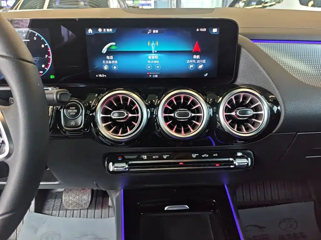 Mercedes-Benz GLA 2023 — фото 13