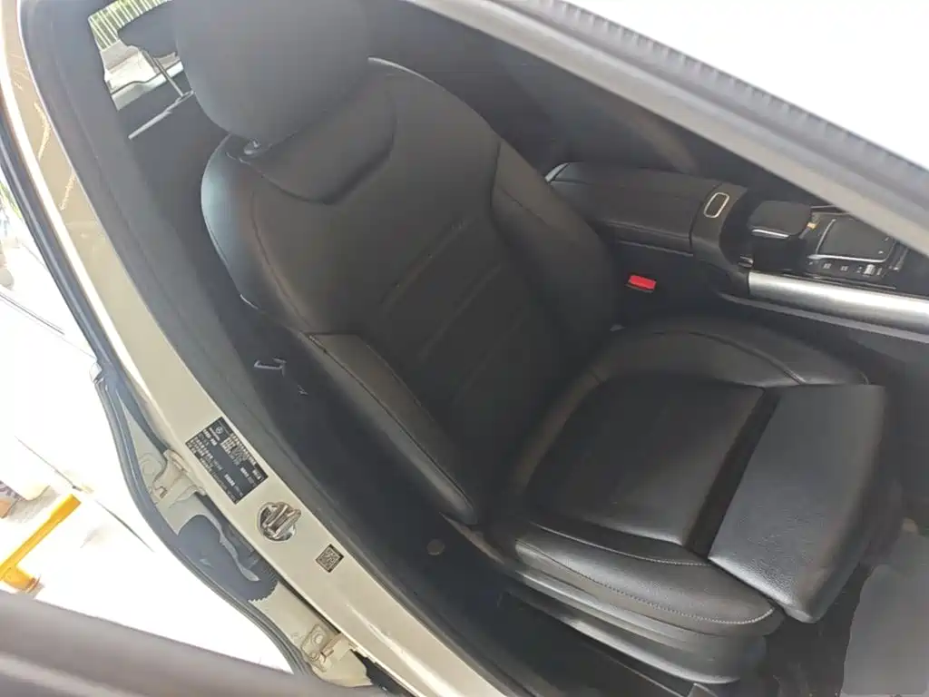 Mercedes-Benz GLA 2023 — фото 25