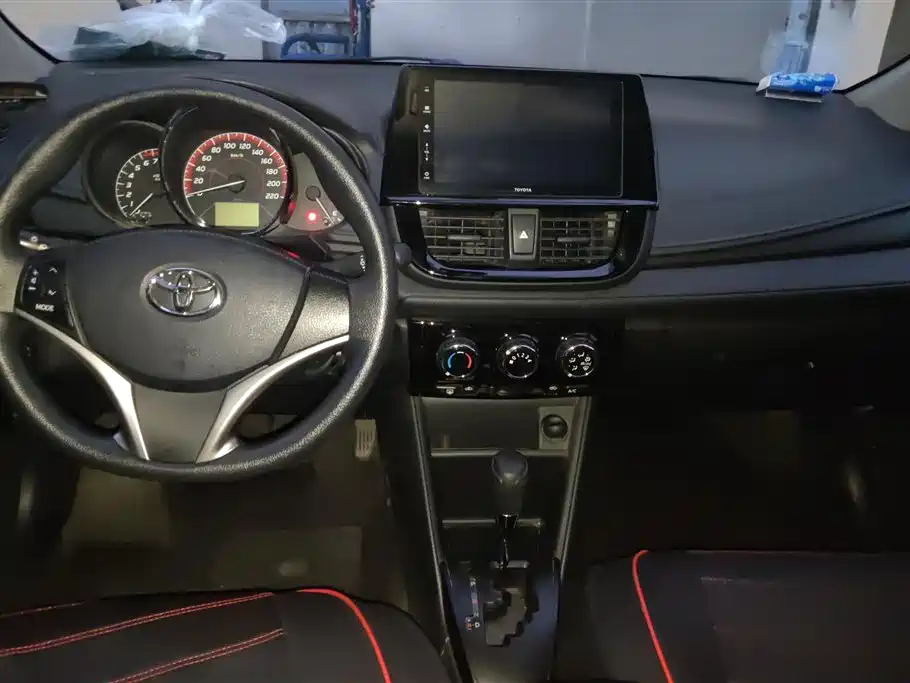 Toyota Vios 2022 — фото 11
