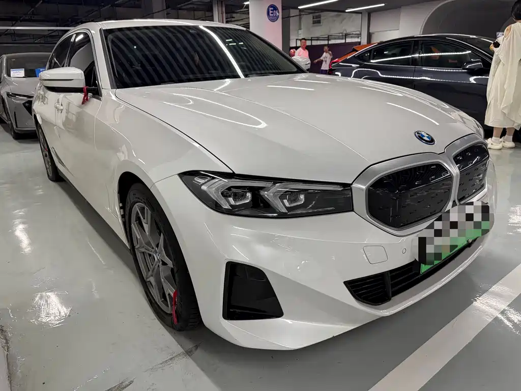BMW i3 2024