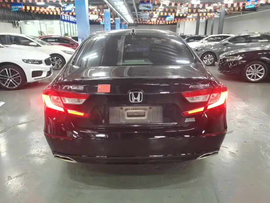 Honda Accord 2020 — фото 6