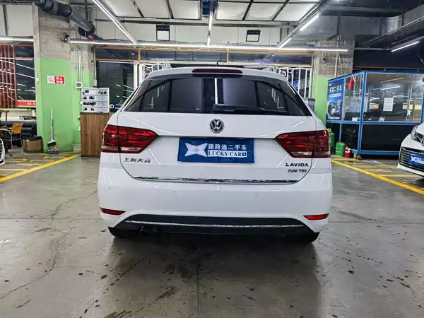 Volkswagen Gran Lavida 2016