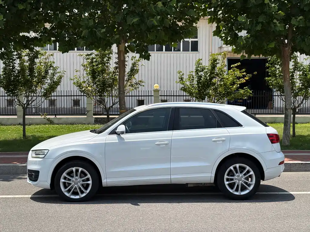 Audi Q3 2016