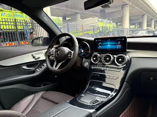 Mercedes-Benz GLC 2020